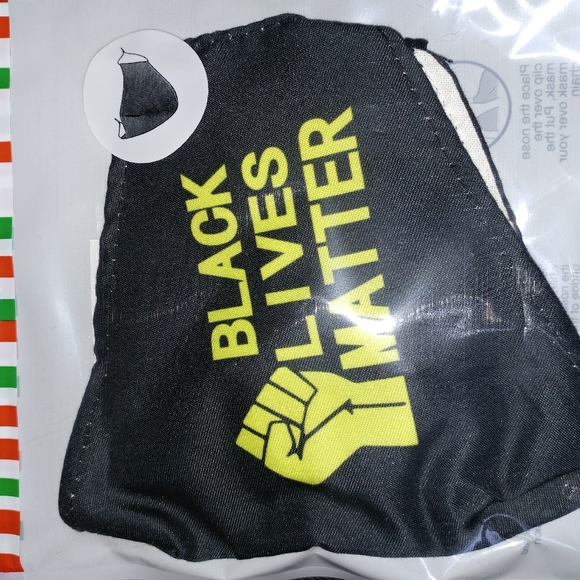 1 BLM mask - Picture 4 of 5